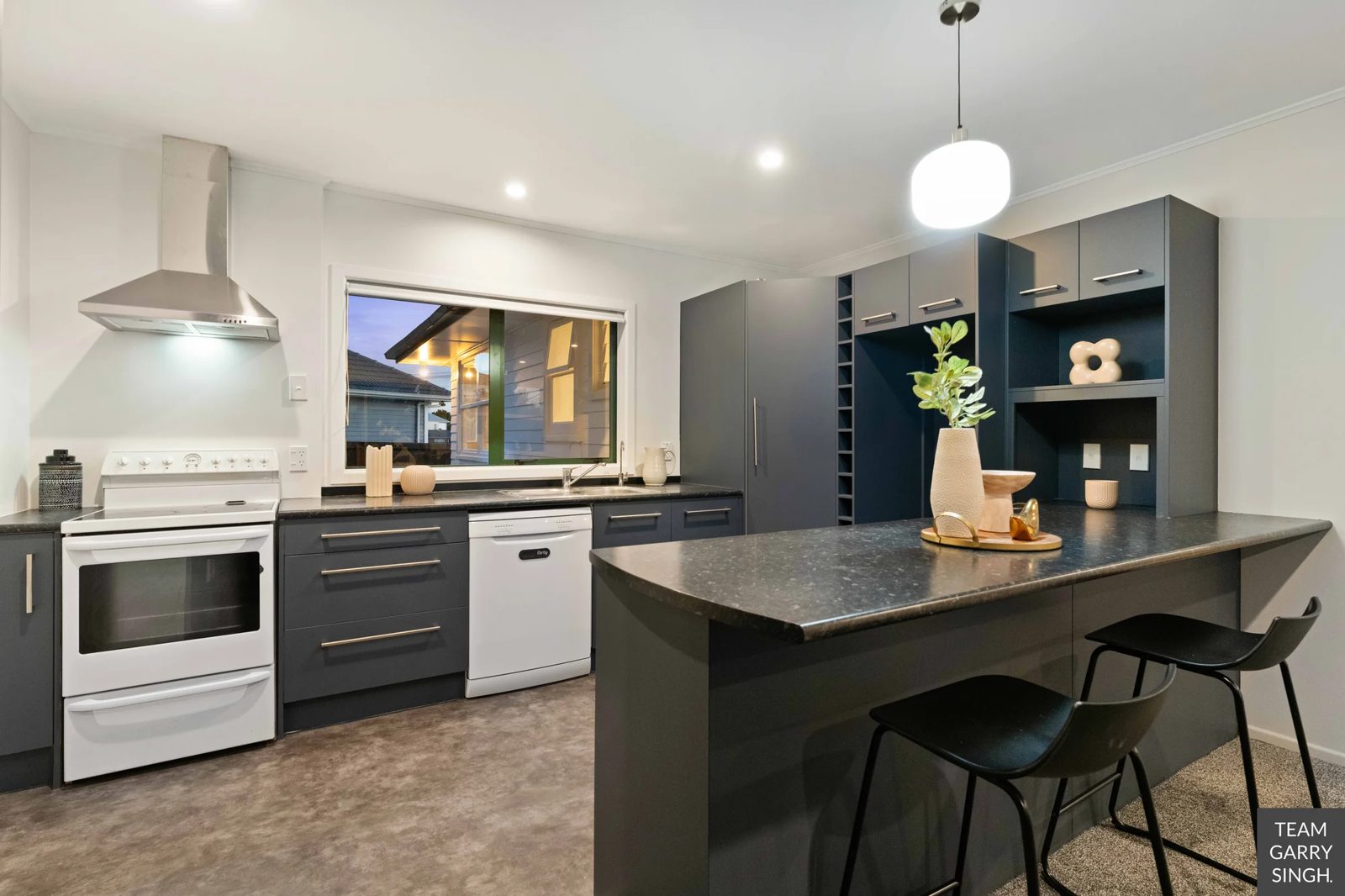 34 Antrim Crescent, Otara, photo 11