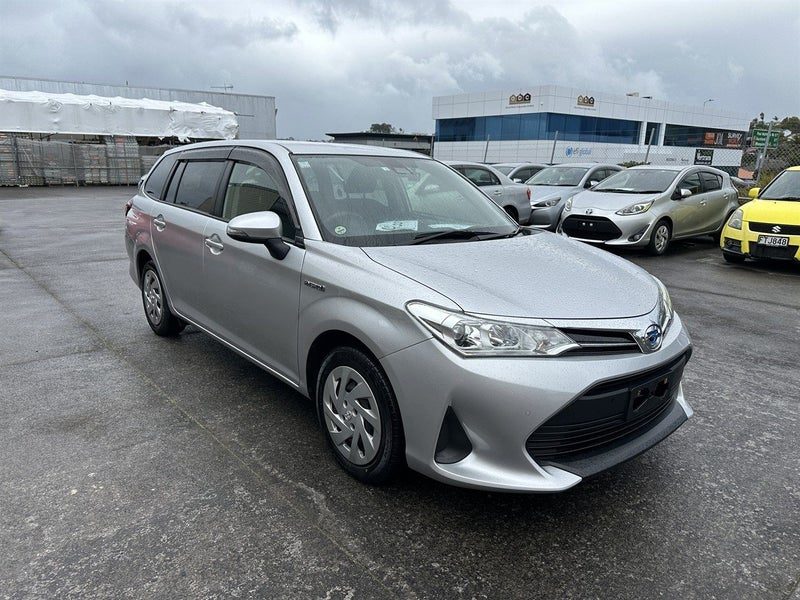 2022 Toyota Corolla Fielder 1.5L Hybrid Smart Key, photo 2