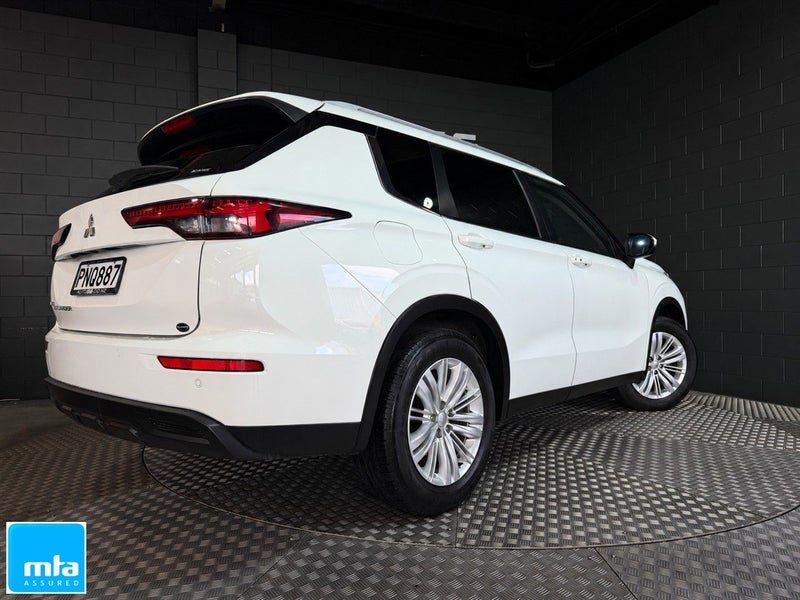 2022 Mitsubishi Outlander # SPACIOUS # SUV #, photo 2