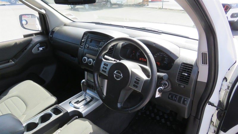 2013 Nissan Navara D/C 2.5D 4WD ST-X AT, photo 3