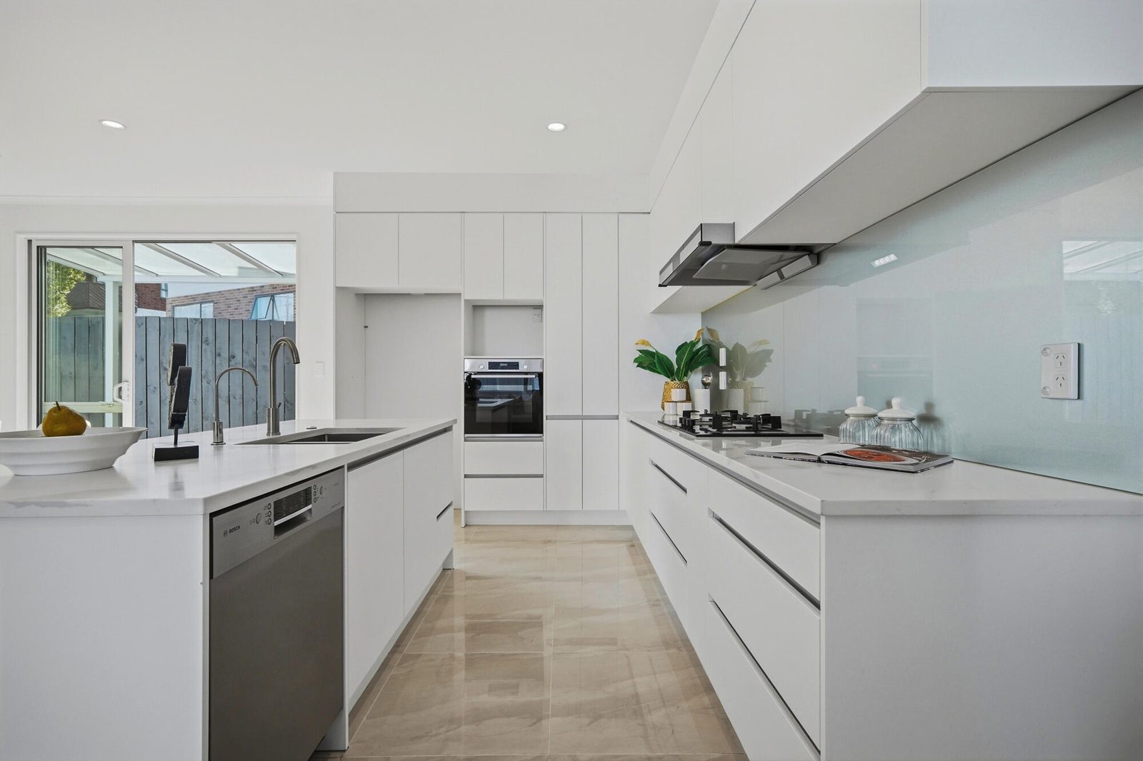 14A Porter Avenue, Te Atatu South, photo 4