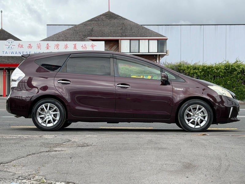 2013 Toyota Prius Alpha G Tune | Leather | 7 Seats, photo 3