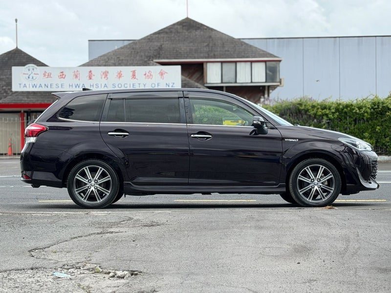 2015 Toyota Corolla Fielder, photo 3