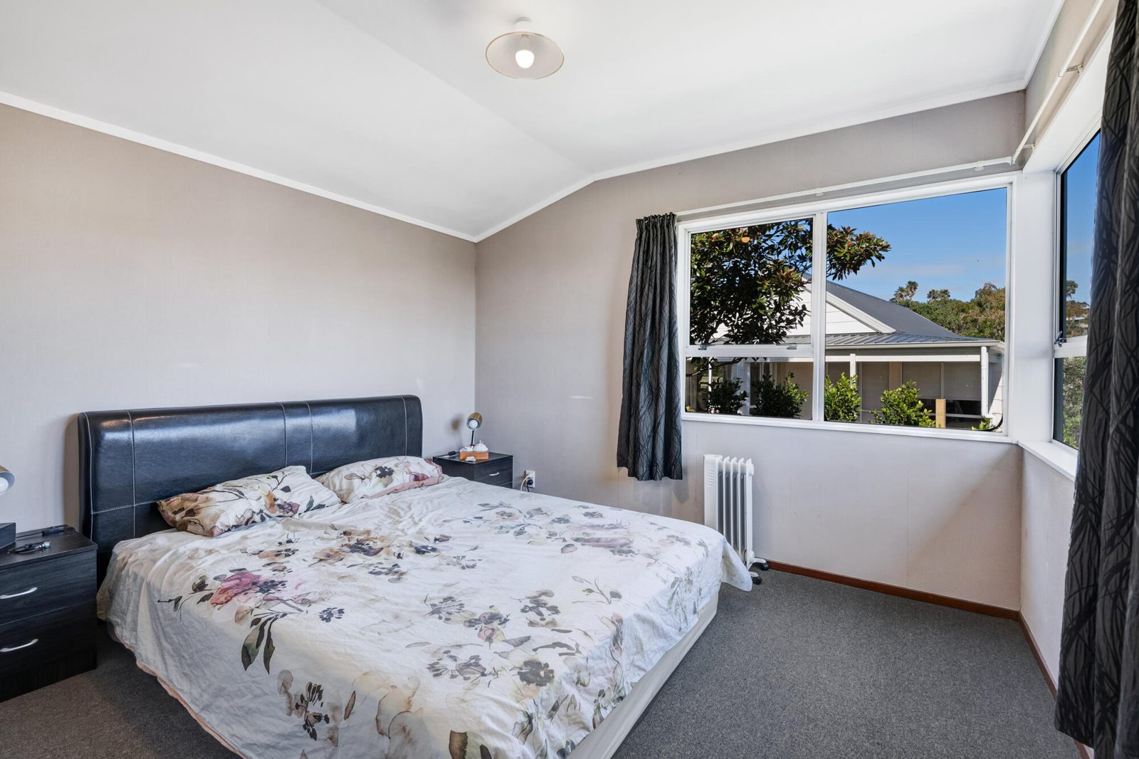 88 William Bayes Place, Red Beach, photo 4