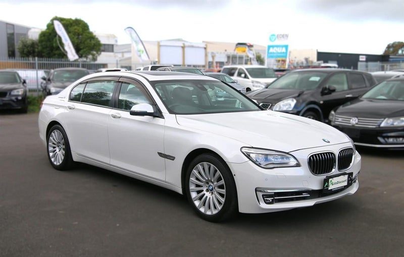 2013 BMW 740i
