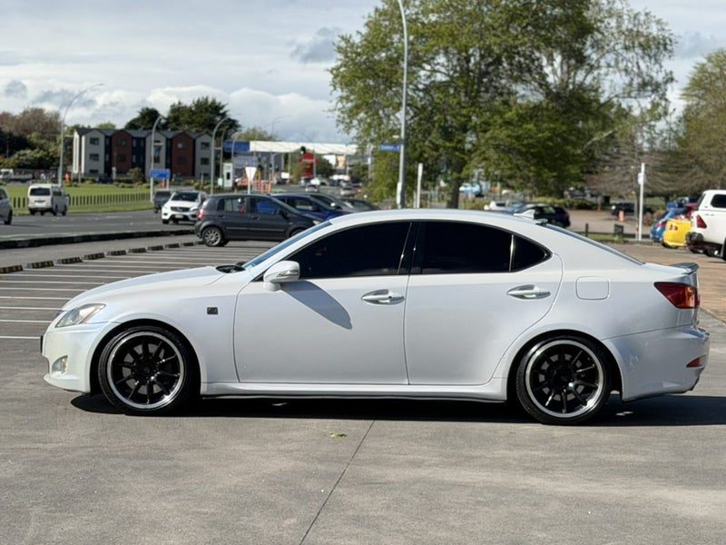 2008 Lexus IS 350, photo 3