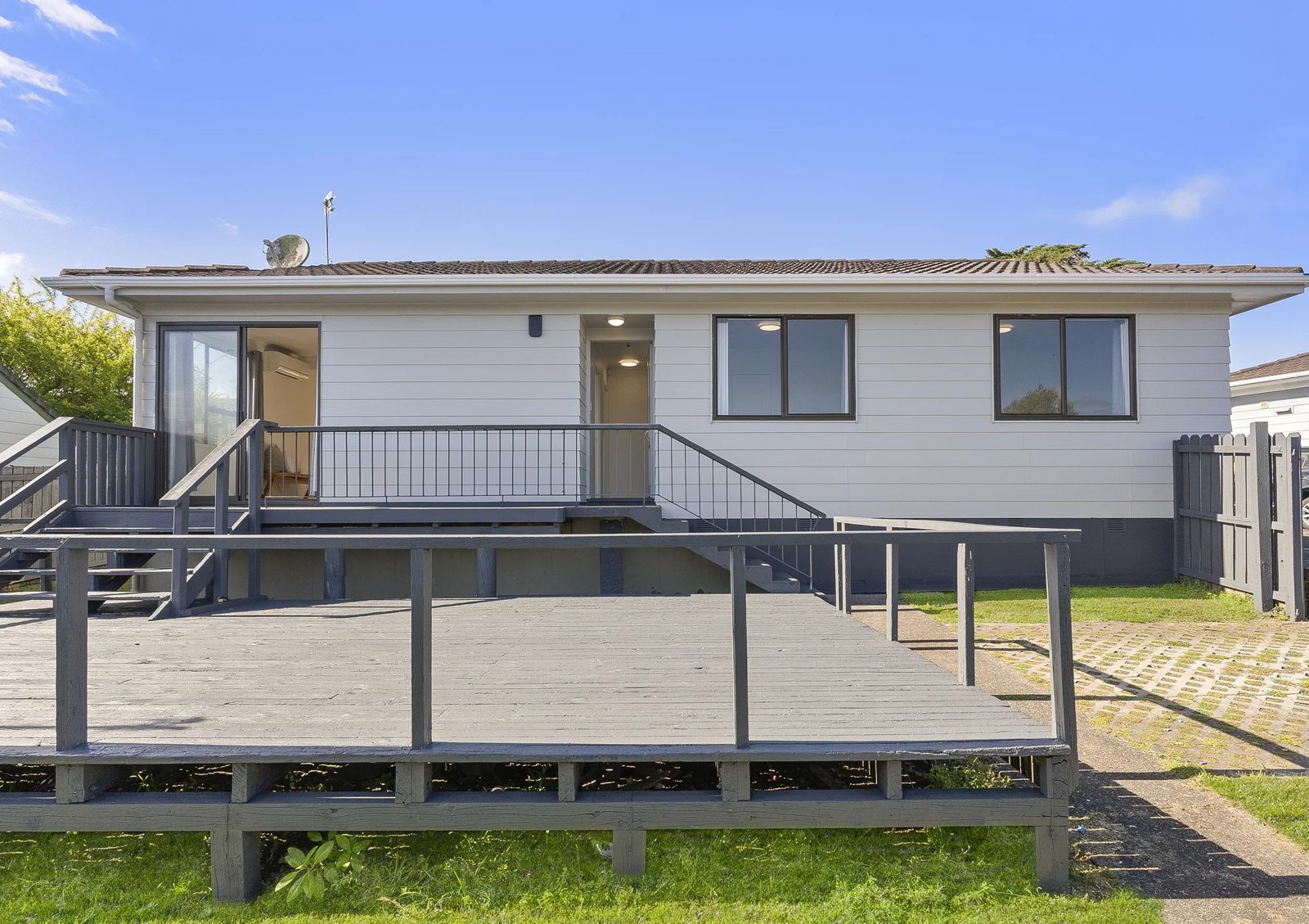 4 Edwin Freeman Place, Ranui, photo 1