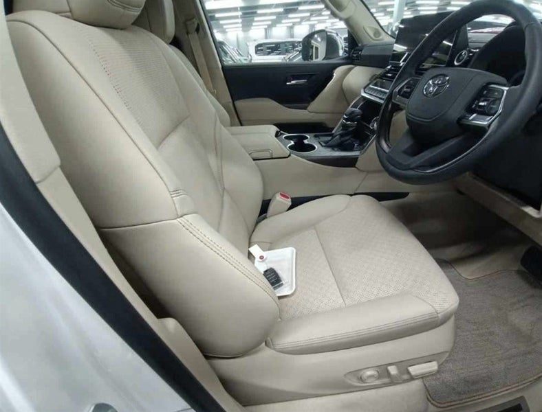 2025 Toyota Land Cruiser, photo 3