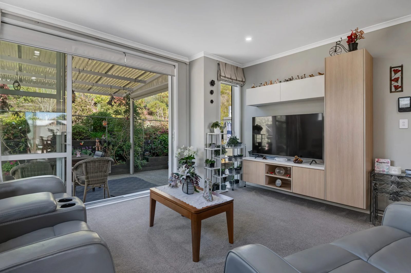 21 Sanremo Lane, Stanmore Bay, photo 14