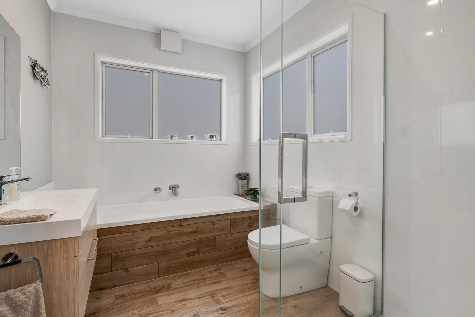 21 Sanremo Lane, Stanmore Bay, photo 17