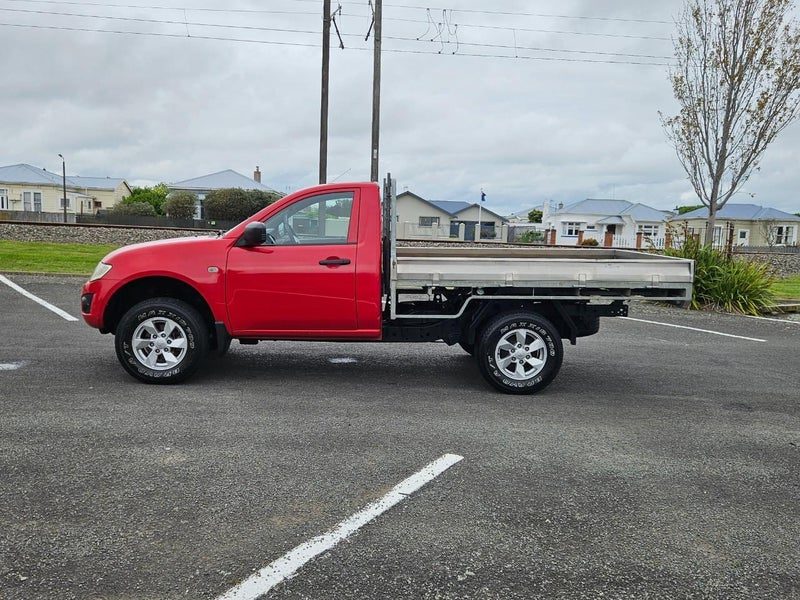 2013 Mitsubishi Triton 2WD 2.5D C/CAB GLX M, photo 3