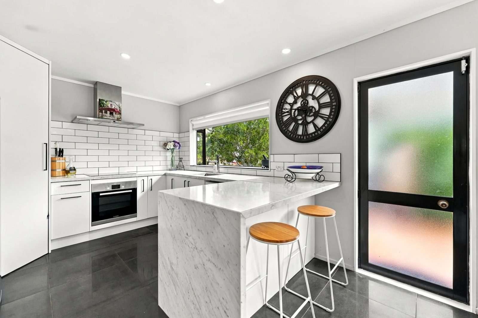 56 Ferry Road, Arkles Bay, photo 12