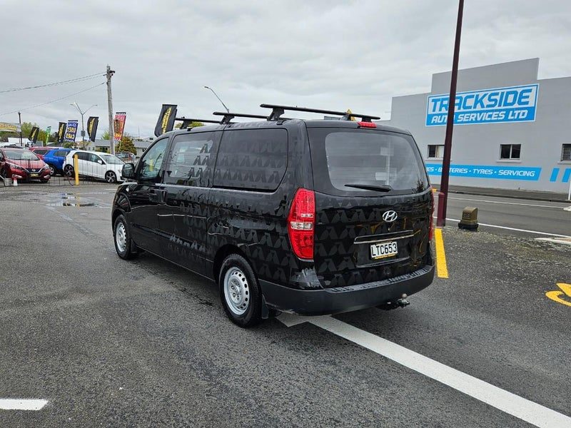2018 Hyundai iLoad 2.5 CRDI MANUAL, photo 3