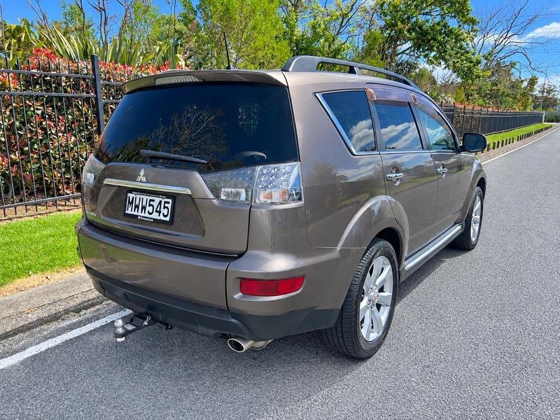 2009 Mitsubishi Outlander, photo 3