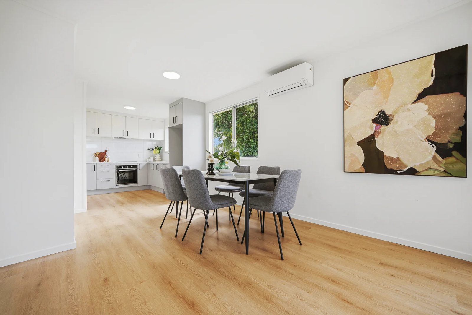 1/12 Dalmatia Place, Henderson, photo 3