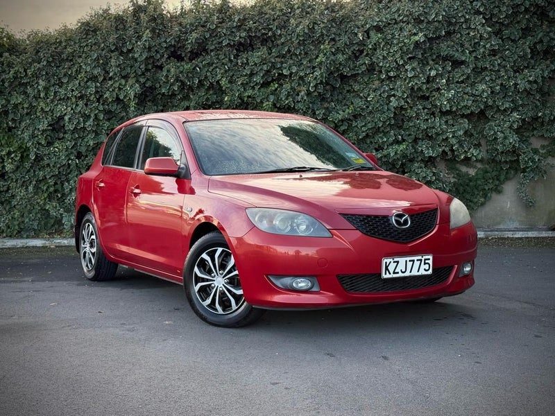 2005 Mazda Axela
