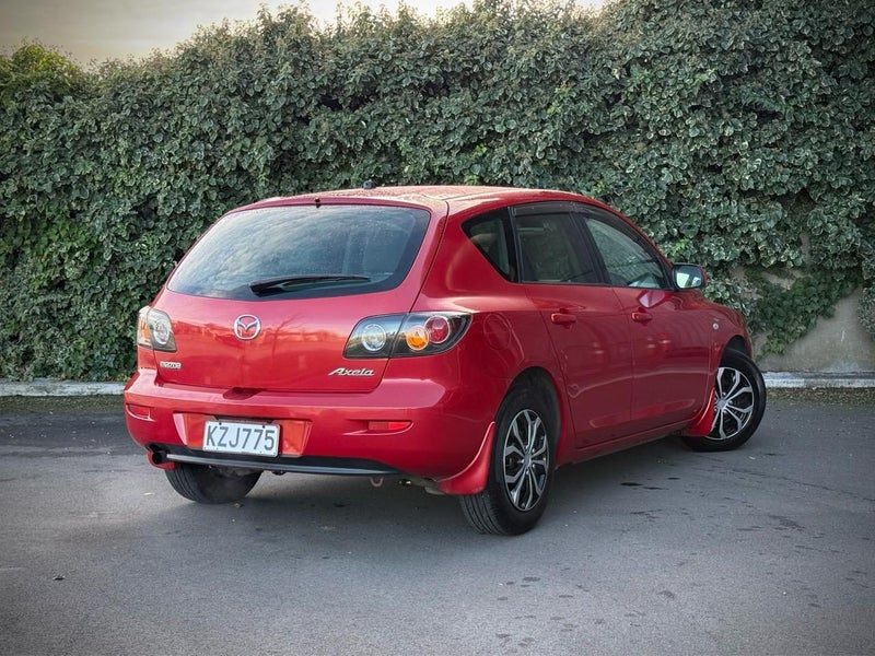 2005 Mazda Axela, photo 3