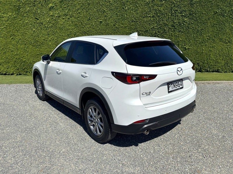 2023 Mazda CX-5 GSX 2.5P/4WD/6AT - NZ new, photo 2