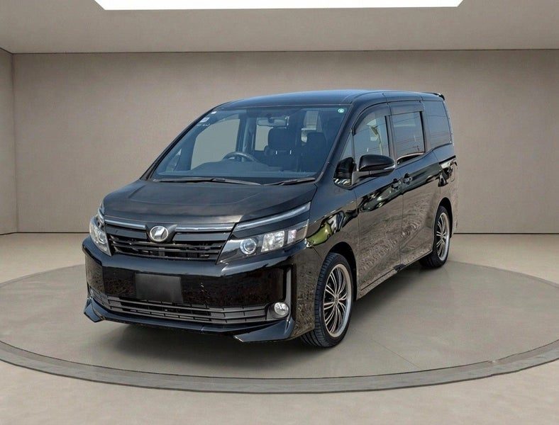 2017 Toyota Voxy X C PKG