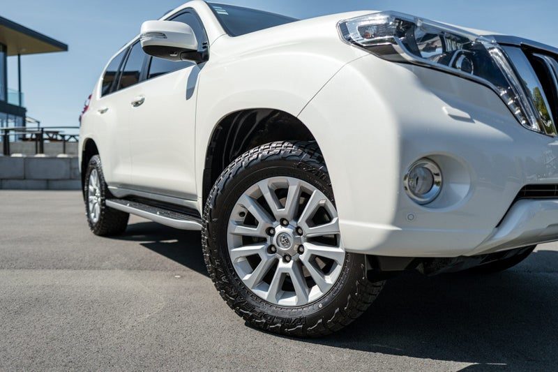 2016 Toyota Land Cruiser Prado VX, photo 2
