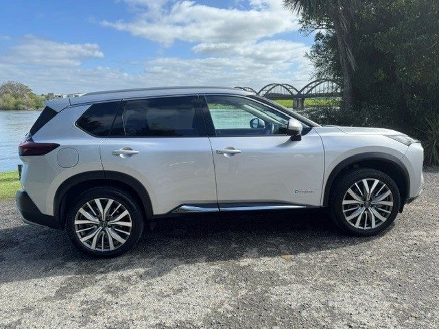 2023 Nissan X-Trail Ti-L E-Power, photo 3