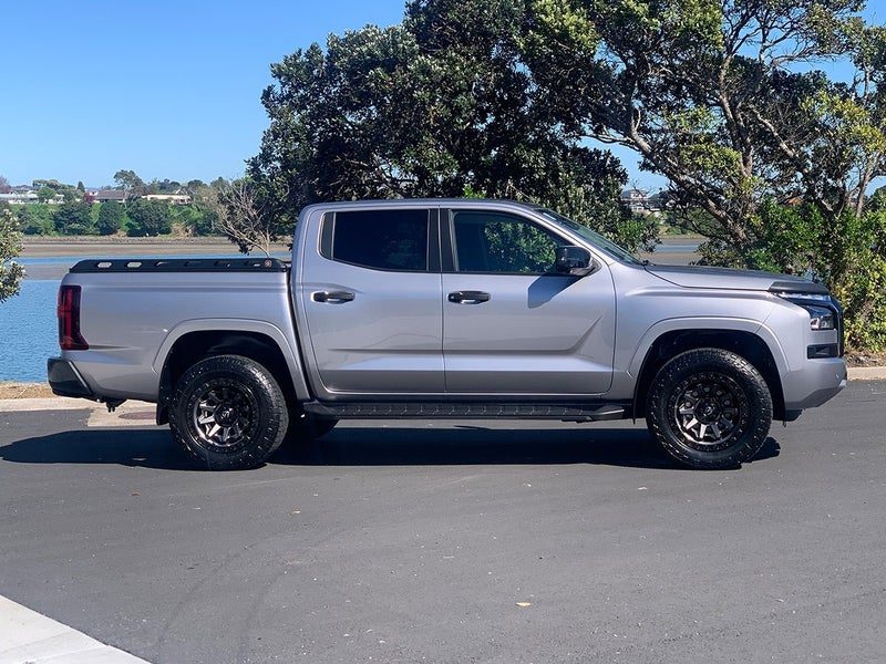 2026 Mitsubishi Triton GLXR, photo 3