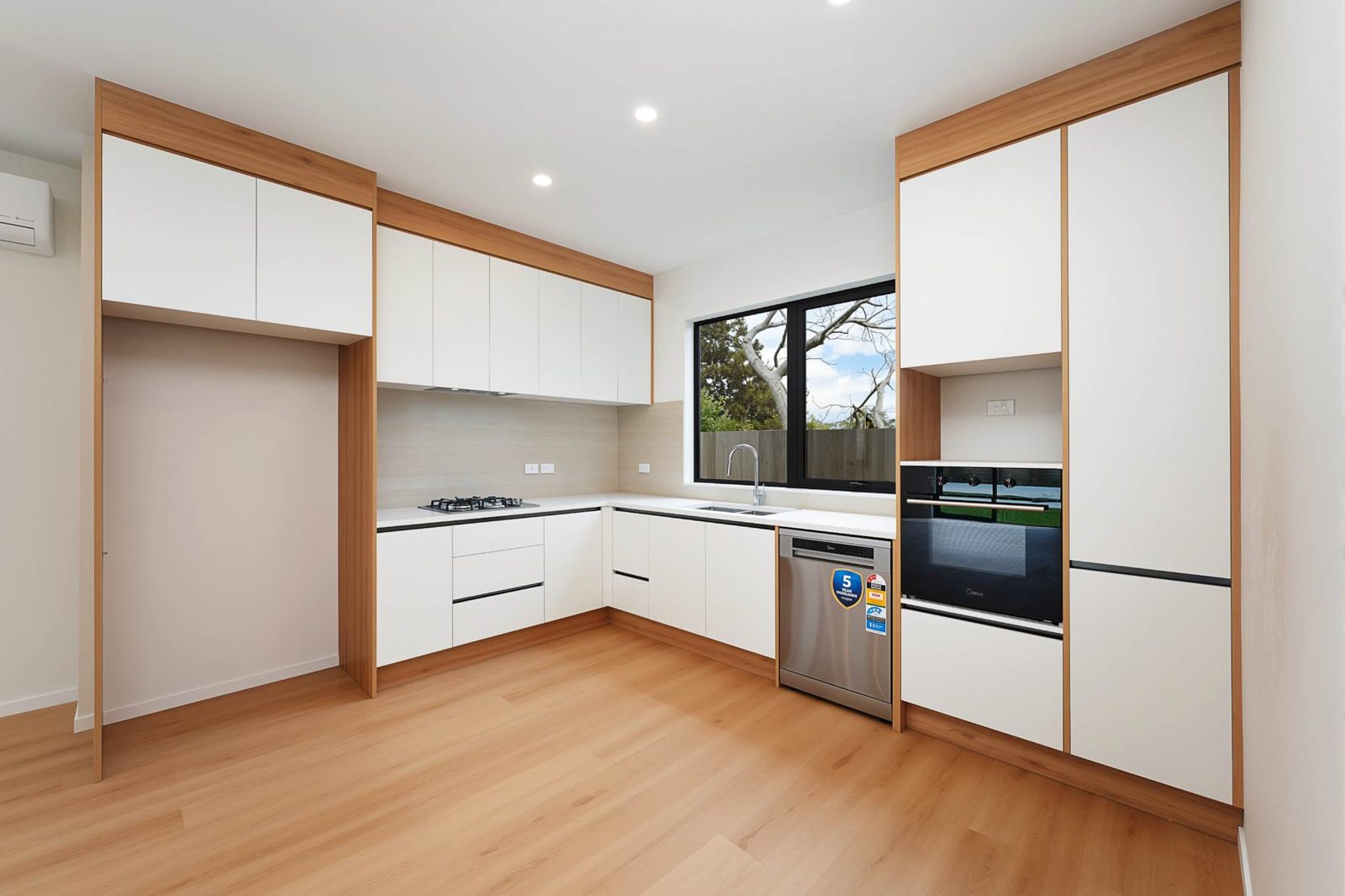 12 Seymour Road, Sunnyvale, photo 4