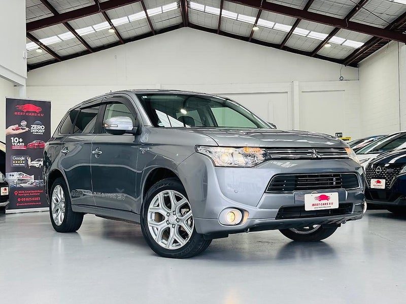 2014 Mitsubishi Outlander PHEV