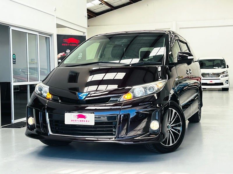 2013 Toyota Estima G, photo 2
