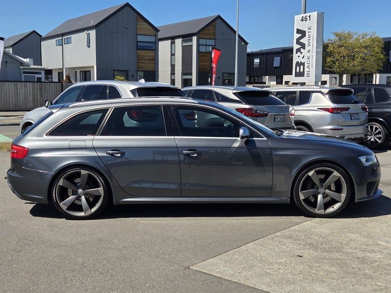 2013 Audi RS4 4.2 QUATTRO 331kW, photo 2