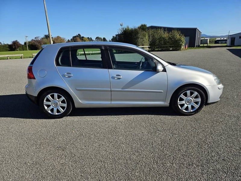 2005 Volkswagen Golf, photo 3