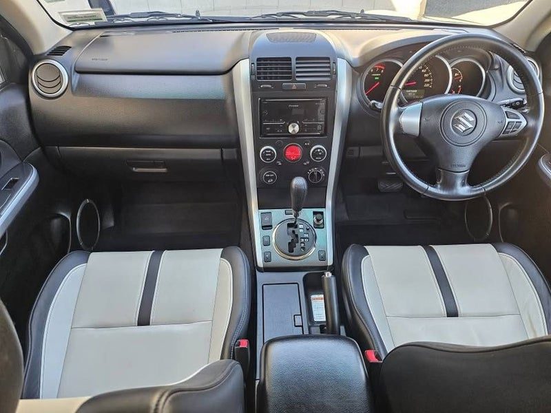 2008 Suzuki Escudo, photo 2