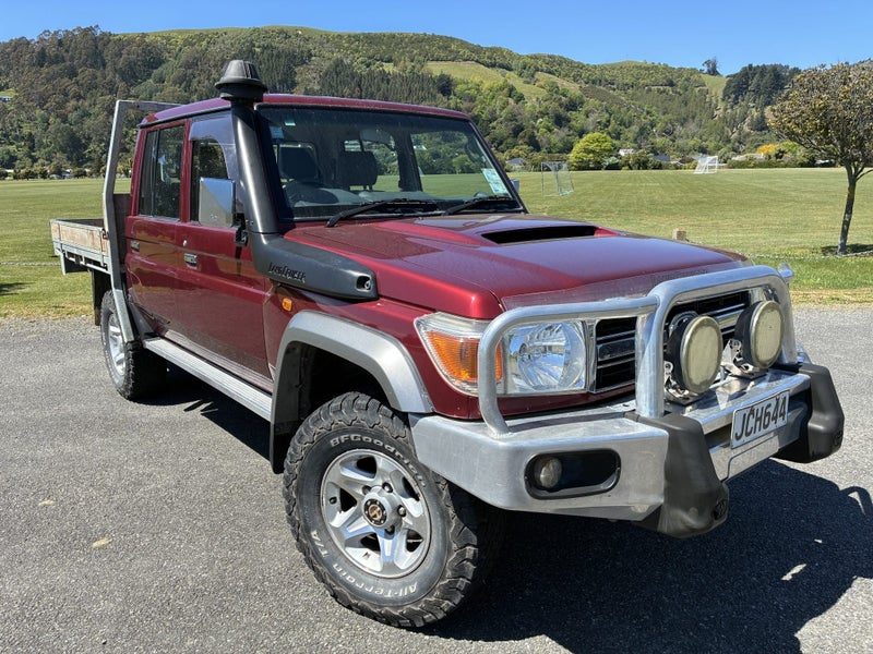 2015 Toyota Land Cruiser 70 LX 4.5TD DC 5M