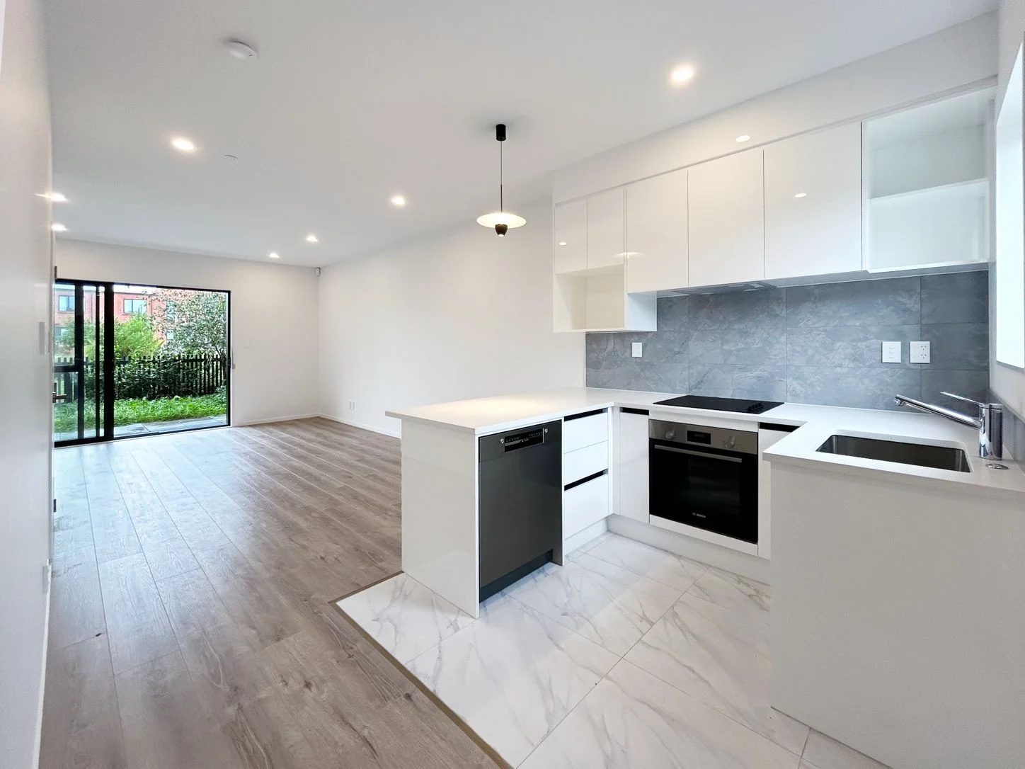 6 Hokoteta Street, Mount Wellington, photo 4