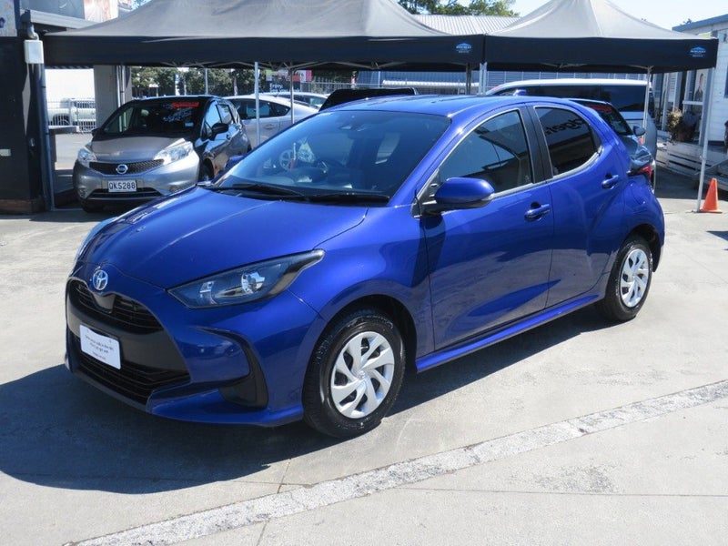 2021 Toyota Yaris Hybrid PUSH BUTTON START, photo 3