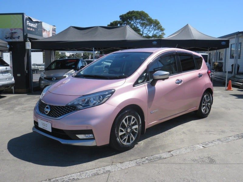2017 Nissan Note E-power Mode Premier, photo 3