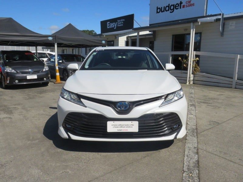 2017 Toyota Camry HYBRID, photo 2