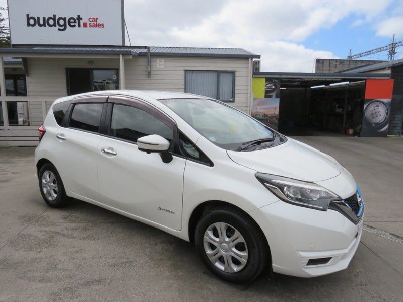 2017 Nissan Note E-power X