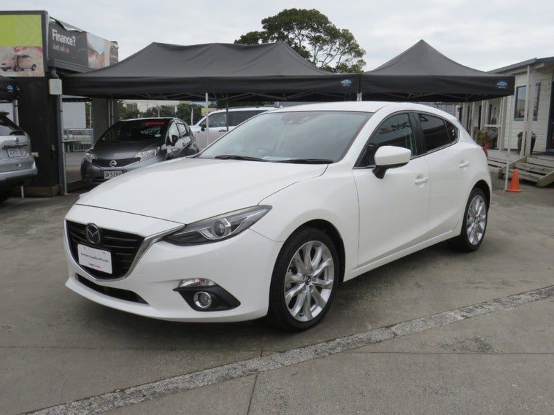 2015 Mazda Axela Sport 20s Touring, photo 3