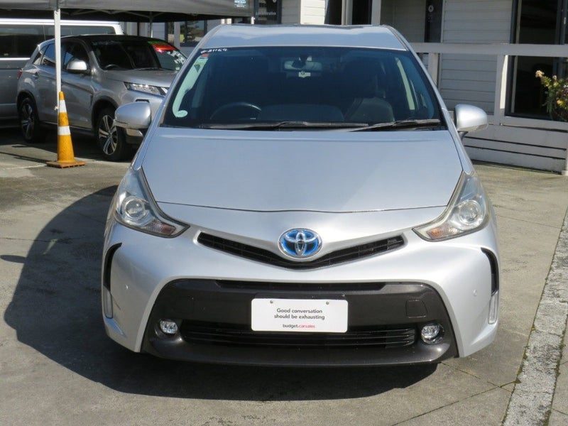 2015 Toyota Prius Alpha 7 Seater Cruise, photo 2