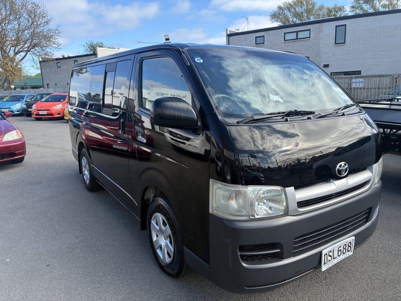 2007 Toyota Hiace T Zl, photo 2