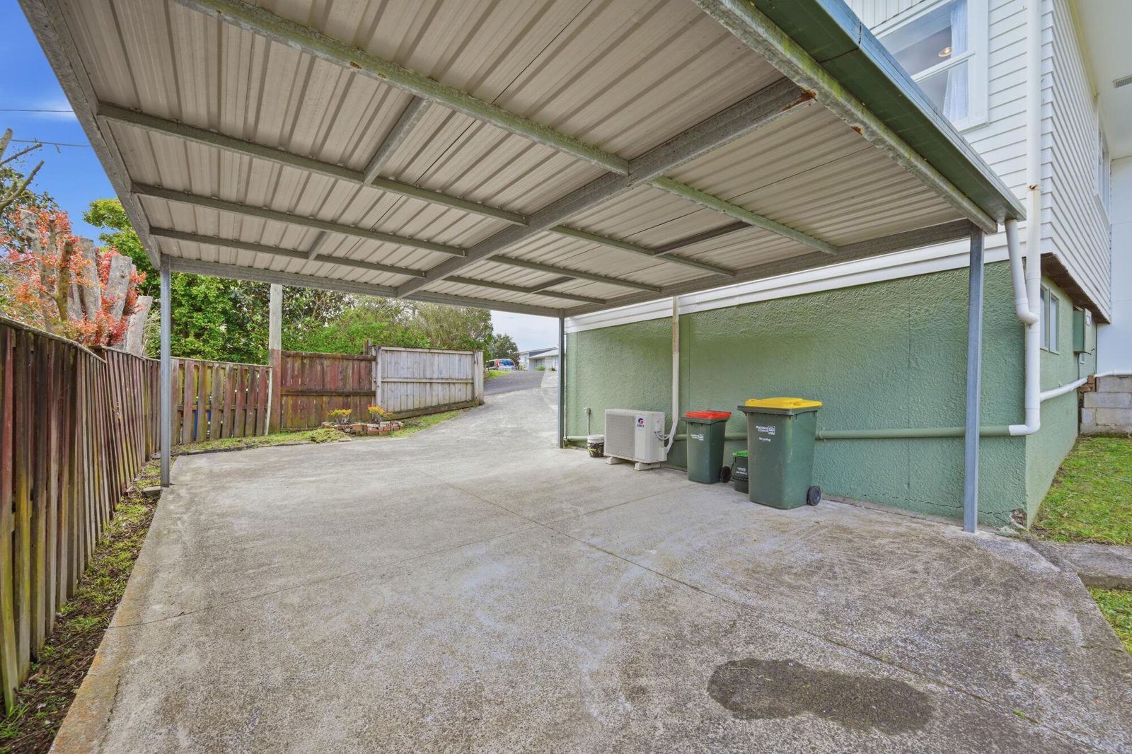 44 Brains Road, Kelston, photo 15