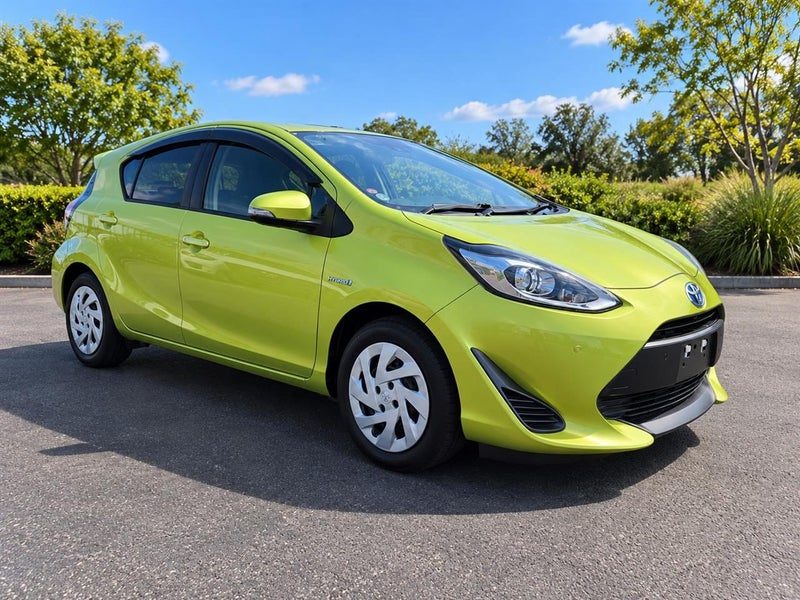 2018 Toyota Aqua S SMART ENTRY PACKAGE
