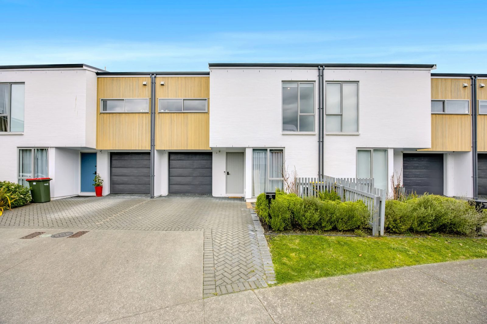 35 Roundel Crescent, Whenuapai, photo 5