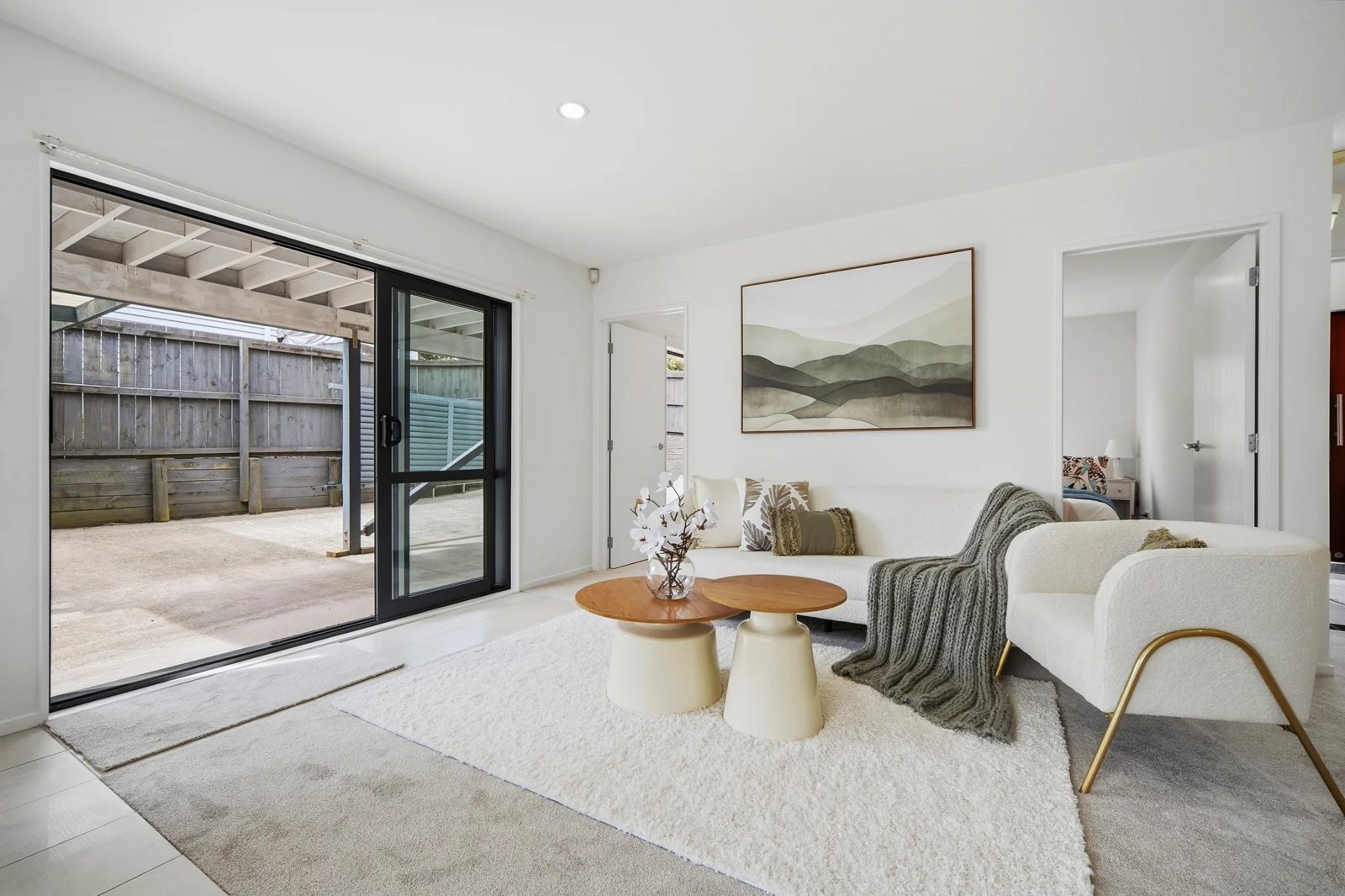 8 Larch Street, Avondale, photo 18