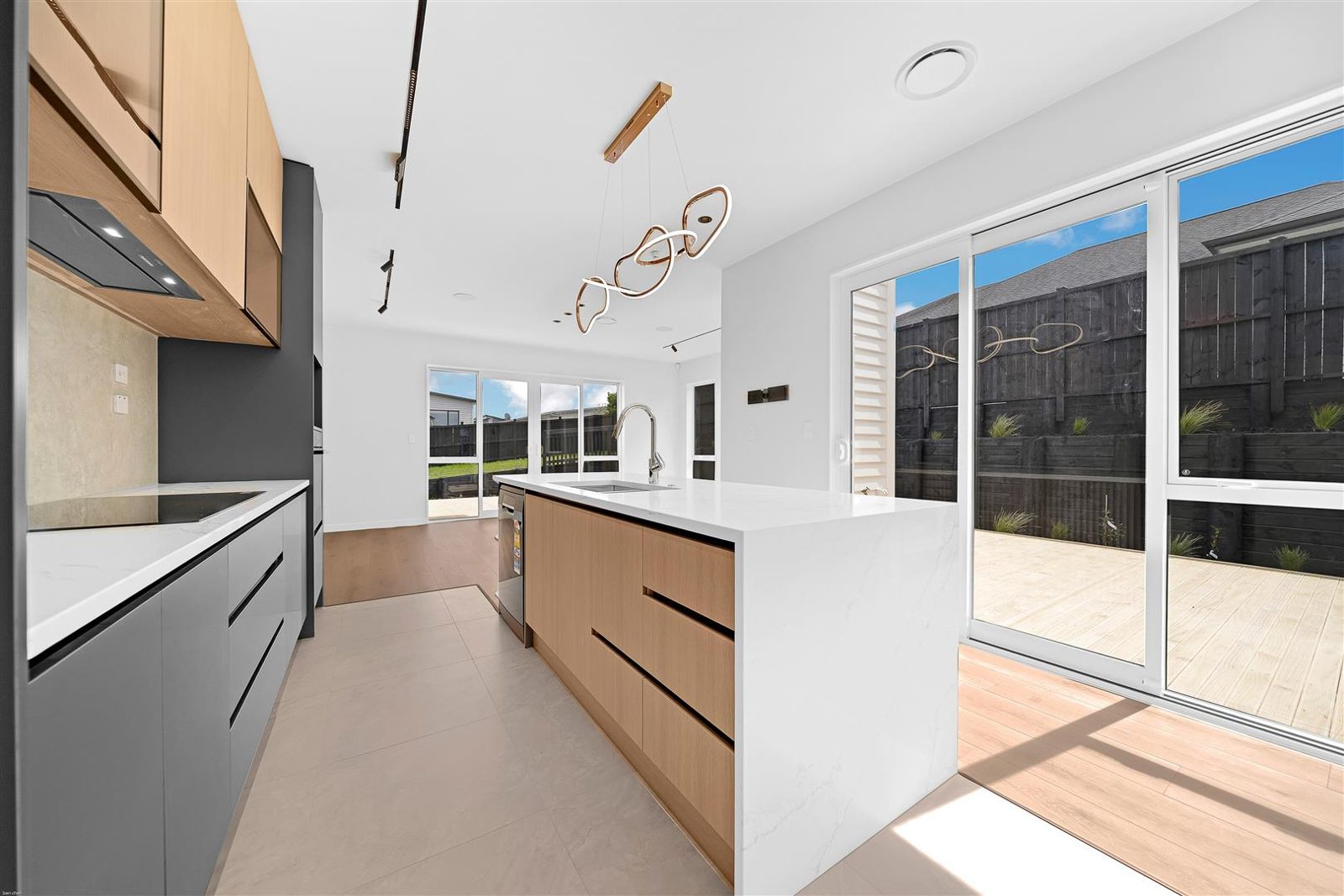 5 Hapukupuku Avenue, Beachlands, photo 4