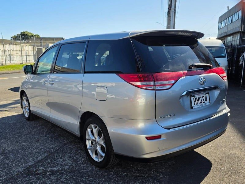 2006 Toyota Estima 7 Seater, photo 3