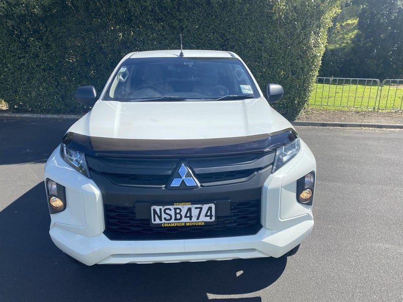 2021 Mitsubishi Triton 2WD D/CAB GLX, photo 3