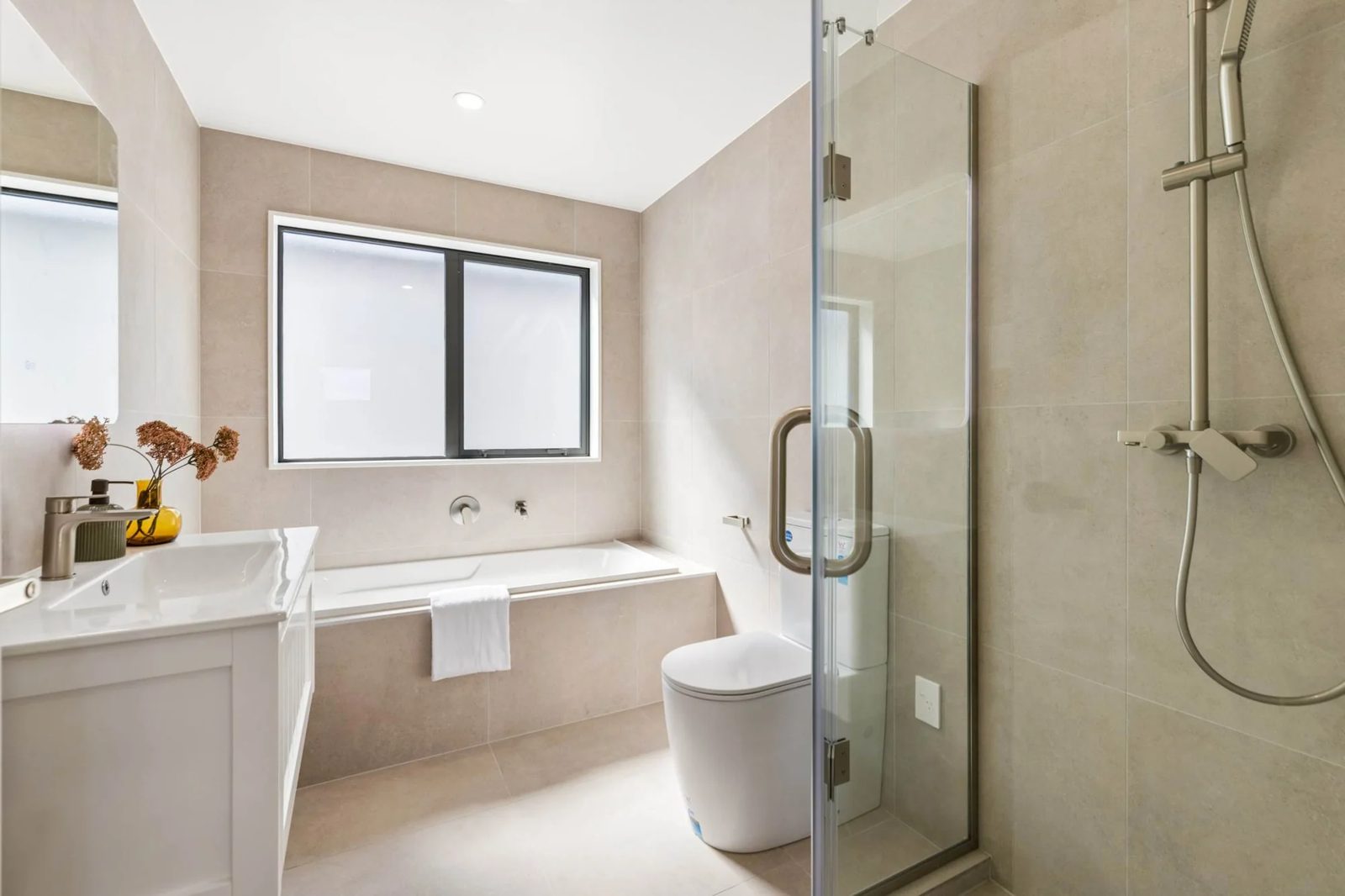 5D La Perouse Street, Botany Downs, photo 16