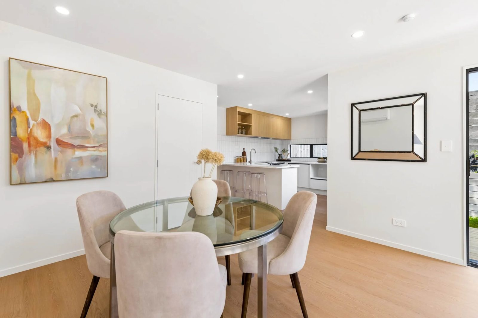 5D La Perouse Street, Botany Downs, photo 5